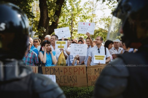 Democrația de fațadă: țara mea, Republica Moldova (studiu de caz).